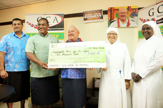 Sports Lotto Donates $5,000 To Old People – Newsline Samoa